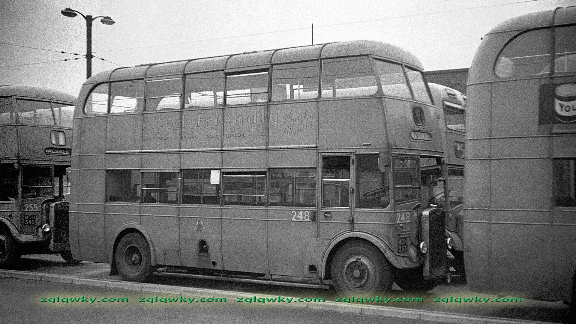 A0883 01 W